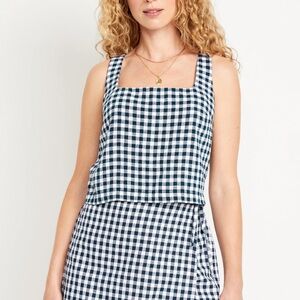 Old navy gingham top size M